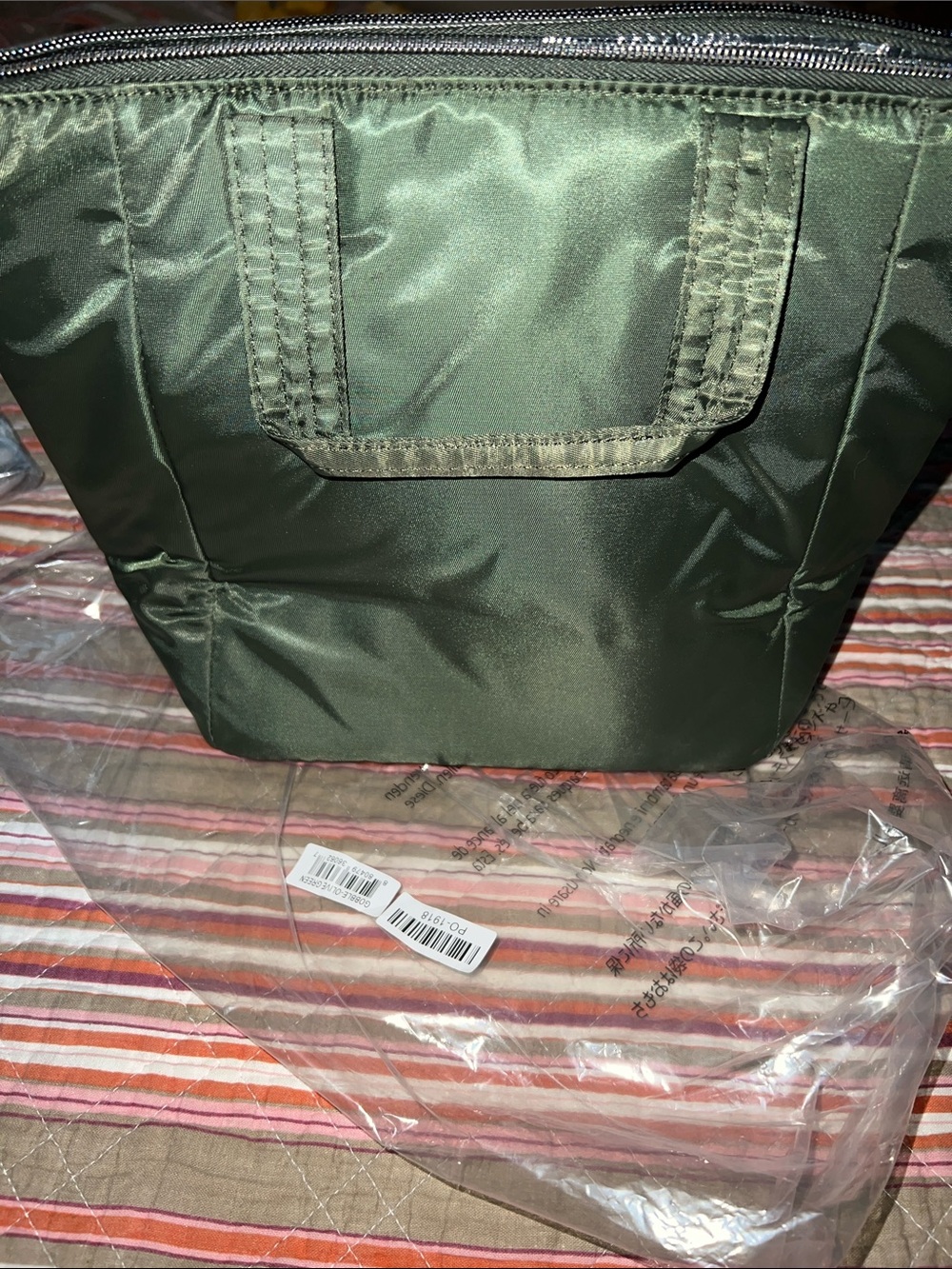 NWT~LUG~Gobble Lunch Tote in Olive Green - Picture 3 of 4